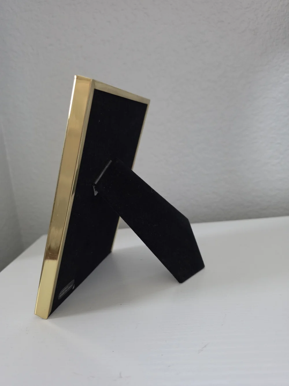 Gold Metal Picture Frame - Home Accents 5 X 7